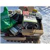 Image 3 : Pallet of misc items
