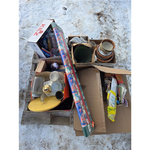 Pallet of misc items