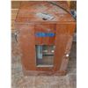 Image 1 : Vintage humidaire- egg incubator