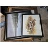 Image 2 : Pallet of various pictures and frames