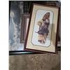 Image 3 : Pallet of various pictures and frames