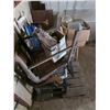 Image 1 : Pallet of misc items