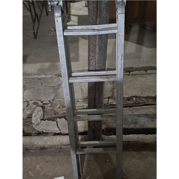 Folding ladder- 8FT