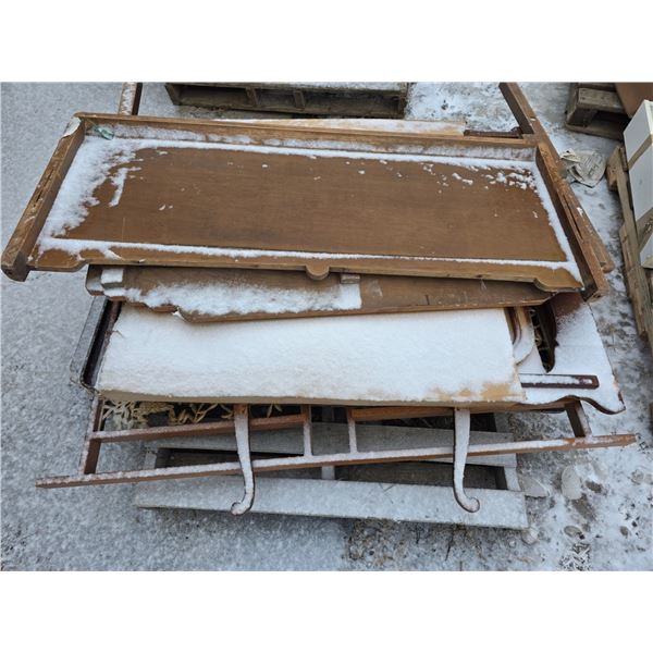 Pallet of misc items