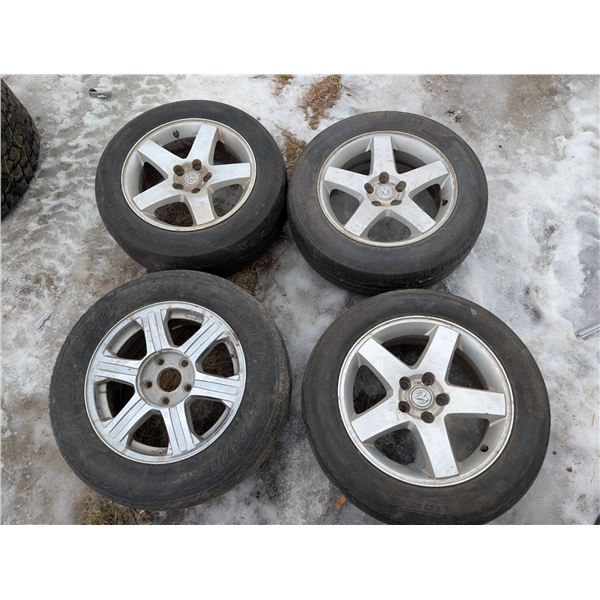 Set of (4) Misc. Tires (3)215/65 R17 (1) DUELER 235/65R27 104