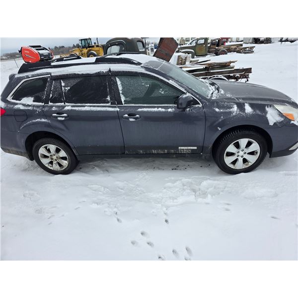 2011 Subaru outback- VIN-4S4BRGGC7B3368793-needs engine work- AS IS