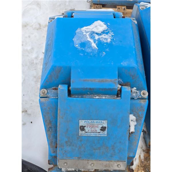 Live stock waterer- 35" by 19" by 22"H