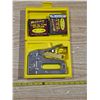 Image 1 : Staple gun with staples and case