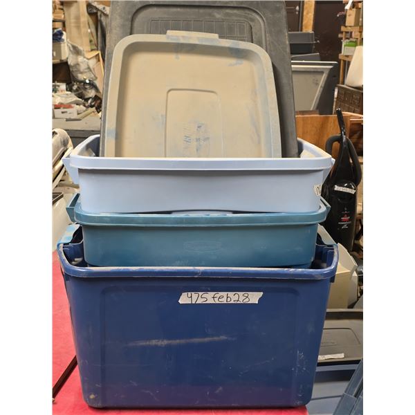 Lot of totes/bins- some lids don’t fit