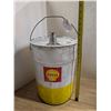 Image 2 : Shell Pail 5 Gal MFG-DATE 26-5-70