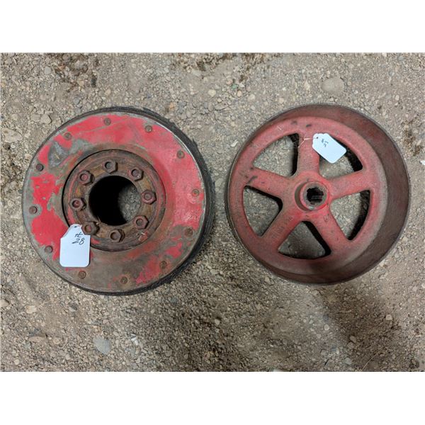 (2) Belt Pulleys (1) International (1) Massy Harris