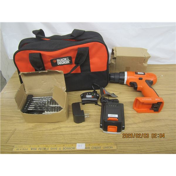 Black and Decker Cordless Drill Set Like New Condition