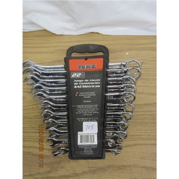 Large Wrench Set Metric and Standard Complete in Good Condition
