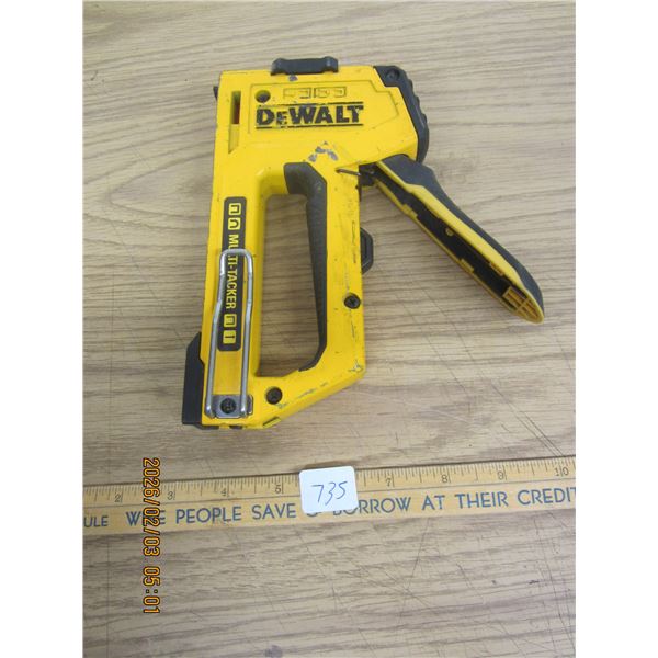 Dewalt Heavy Duty Stapler Working Well
