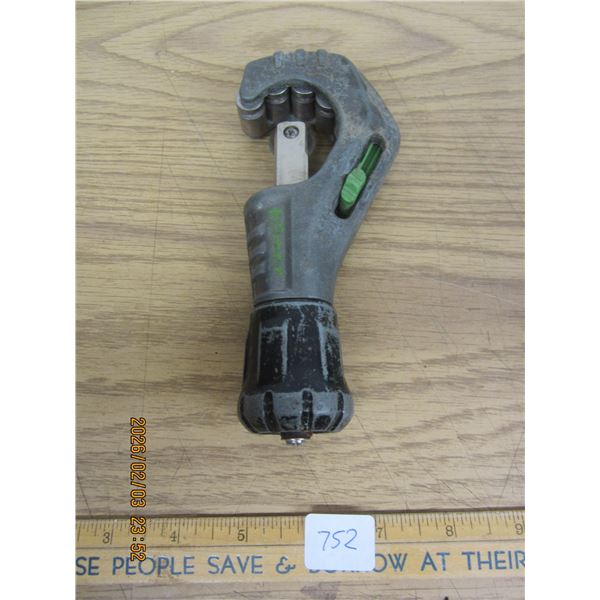 Heavy Duty Pipe Cutter Tested and Working