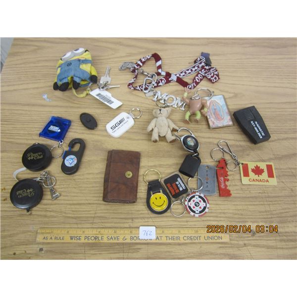 Lot of Vintage Keys Chains