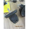 Image 5 : Lot Automotive Keys and a Few Fobs