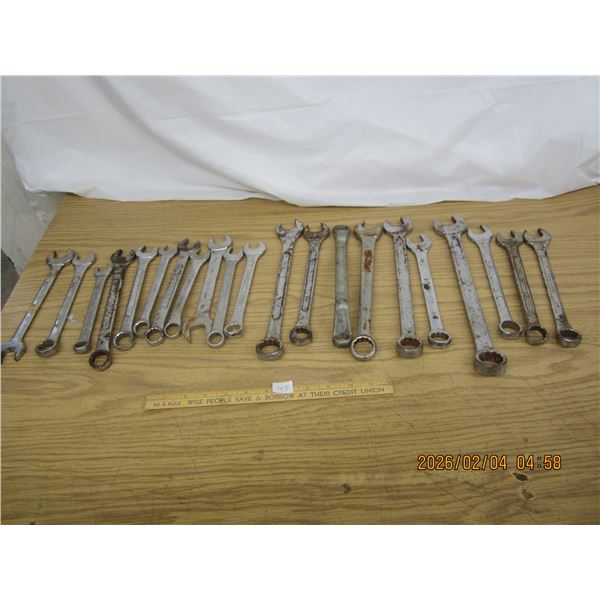 Lot of 21 Large Wrenches