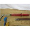 Image 2 : Lot of Hand Tools Nail Puller , Chisel