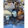 Image 2 : Pallet of misc items