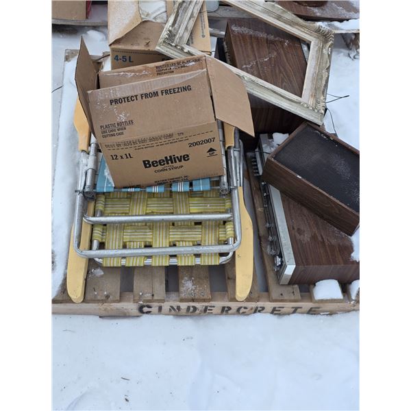 Pallet of misc items