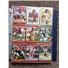 Image 5 : Binder of 239 - 1990-91 NFL Cards - Various Teams and Players