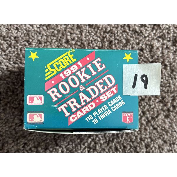 1991 pack of Score Rookie & Traded Card Set (complete set)