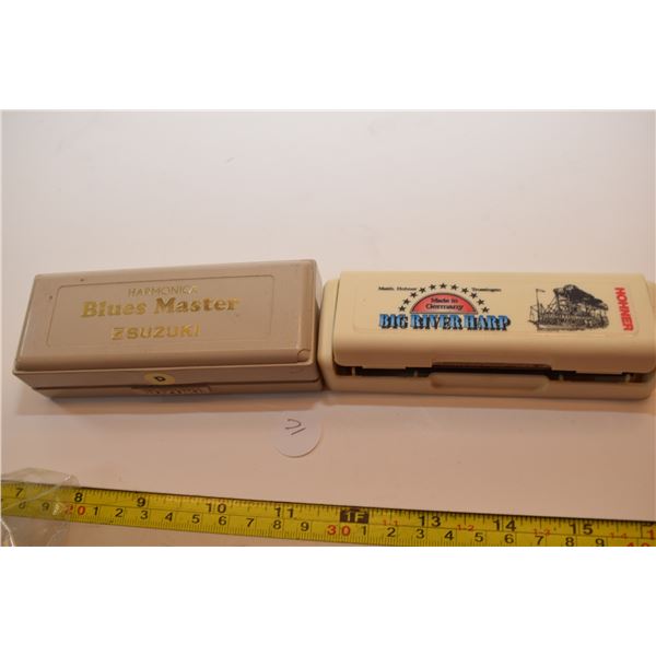 Harmonica w/ Extra Box