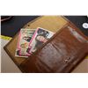 Image 2 : Antique Wallet & Keychain
