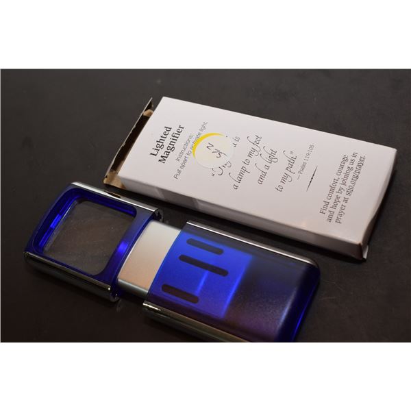 Lighted Magnifying Glass w/ Box