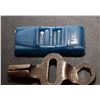 Image 2 : Roller Skate Key, Coin Back, etc.