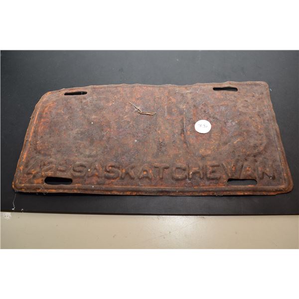 1942 Sask License Plate