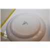 Image 4 : Blue Willow Plates **One Chipped