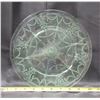 Image 5 : Lq. Cameo Uranium Glass Cake Plate