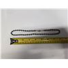 Image 2 : 8" Long Gold Tone Black Ball Necklace
