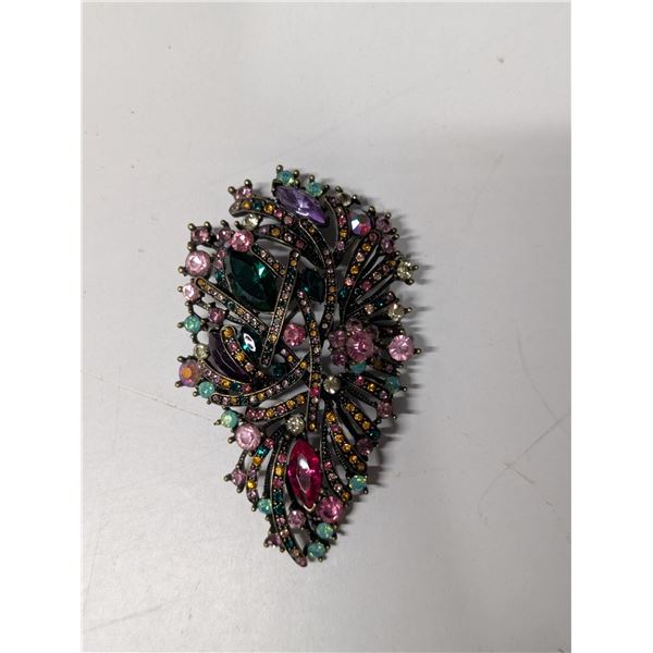 4" Long brooch Stamp Joan Rivers Multi-Coloured Stone