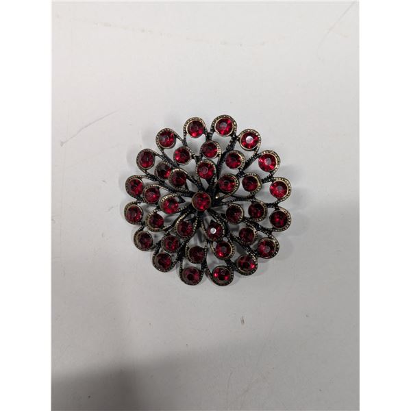 2" Brooch Red Stones