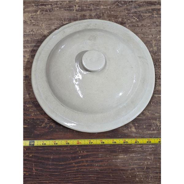3 gallon crock lid- small chip