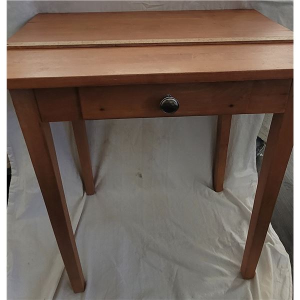 Wooden table with drawer - 19 3/4" x 27" x 28 1/2"