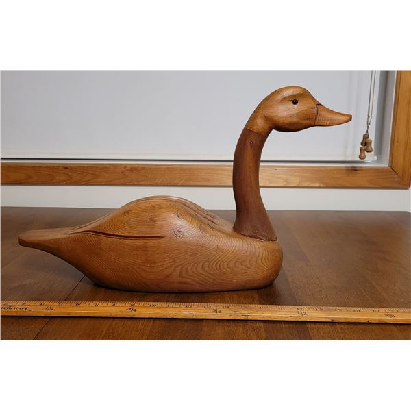 Large hand carved wooden goose - glass eyes - 1940's - 19" long