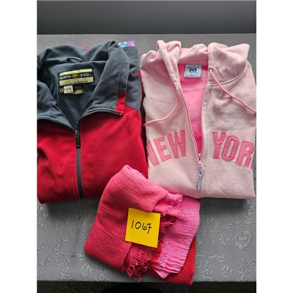 3x Men's jacket, "New York" L Women's Hoodie, and scarf