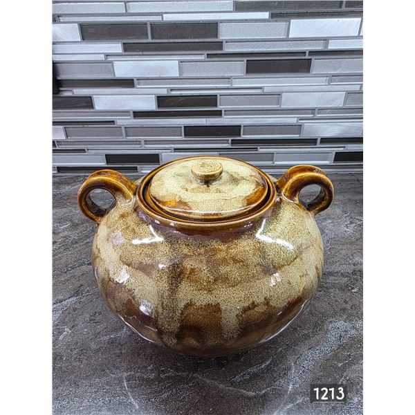Vintage bean pot