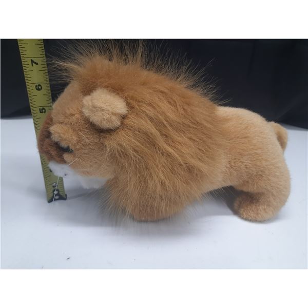 Brown stuffed lion plush- 12"L- like new