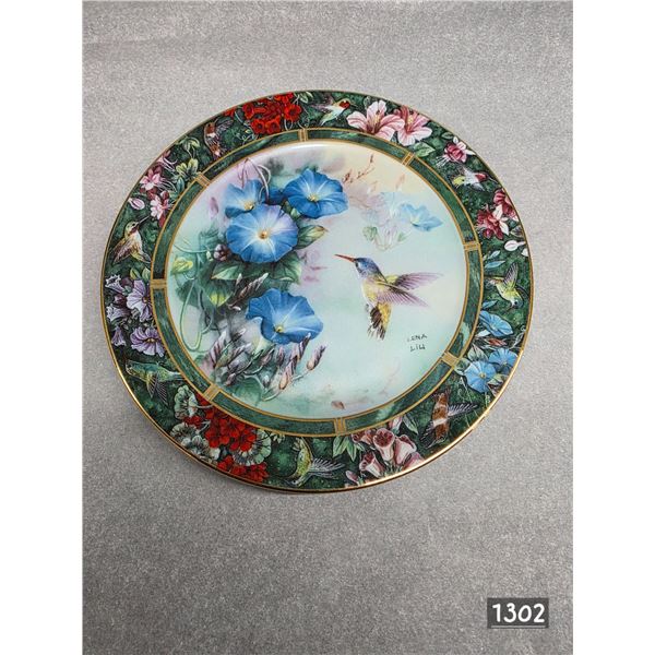 The violet crowned humming bird decorative plate