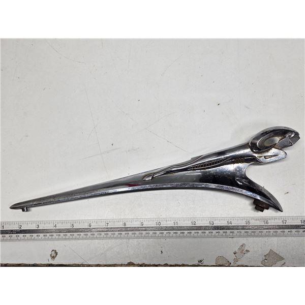 Vintage Dodge rame hood ornament