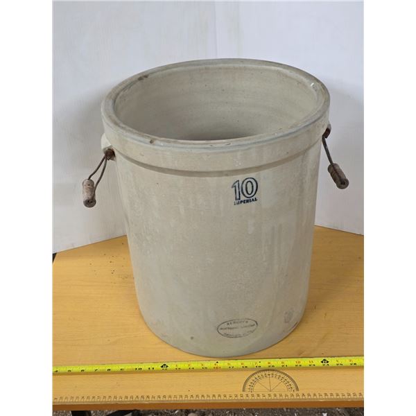 10 gallon crock- Alberta