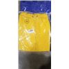 Image 2 : 4 NEW PAIRS OF SHORTS SIZE 32, 2 BLUE, ONE BLACK, ONE YELLOW
