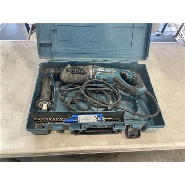 CASE MAKITA COMBINATION HAMMER WITH BITS, MODEL HR2475
