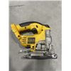 Image 5 : 2 DEWALT CORDLESS TOOLS, NO  BATTERIES