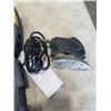 Image 2 : CASED MASTERCRAFT SANDER